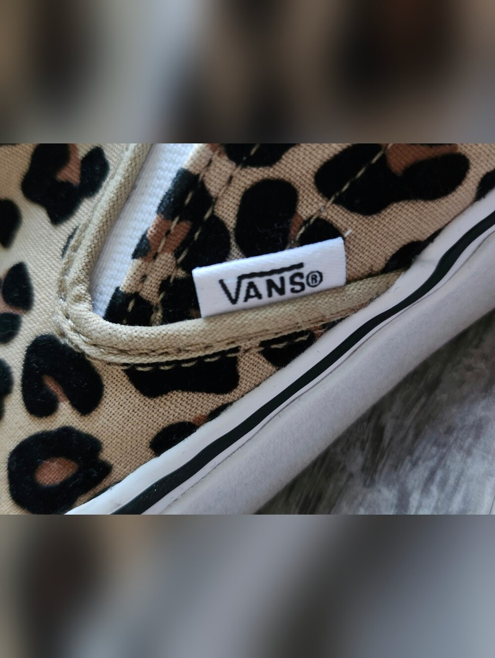 Vans Classic Slip-On Leopard Print Shoes Women's 7.5 Canvas Sneakers - Picture 5 of 9